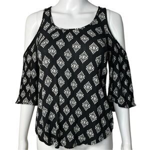 Eyeshadow Boho Patterned Cold Shoulder Long Sleeve Blouse Black & White XS